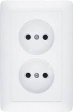 Schneider Electric  Хит  Белый  Розетка 2-местная без заземляющих контактов без шторок 16А 250В, IP20 скрытая установка (аналог -RS16-230-B) RS16-235-B